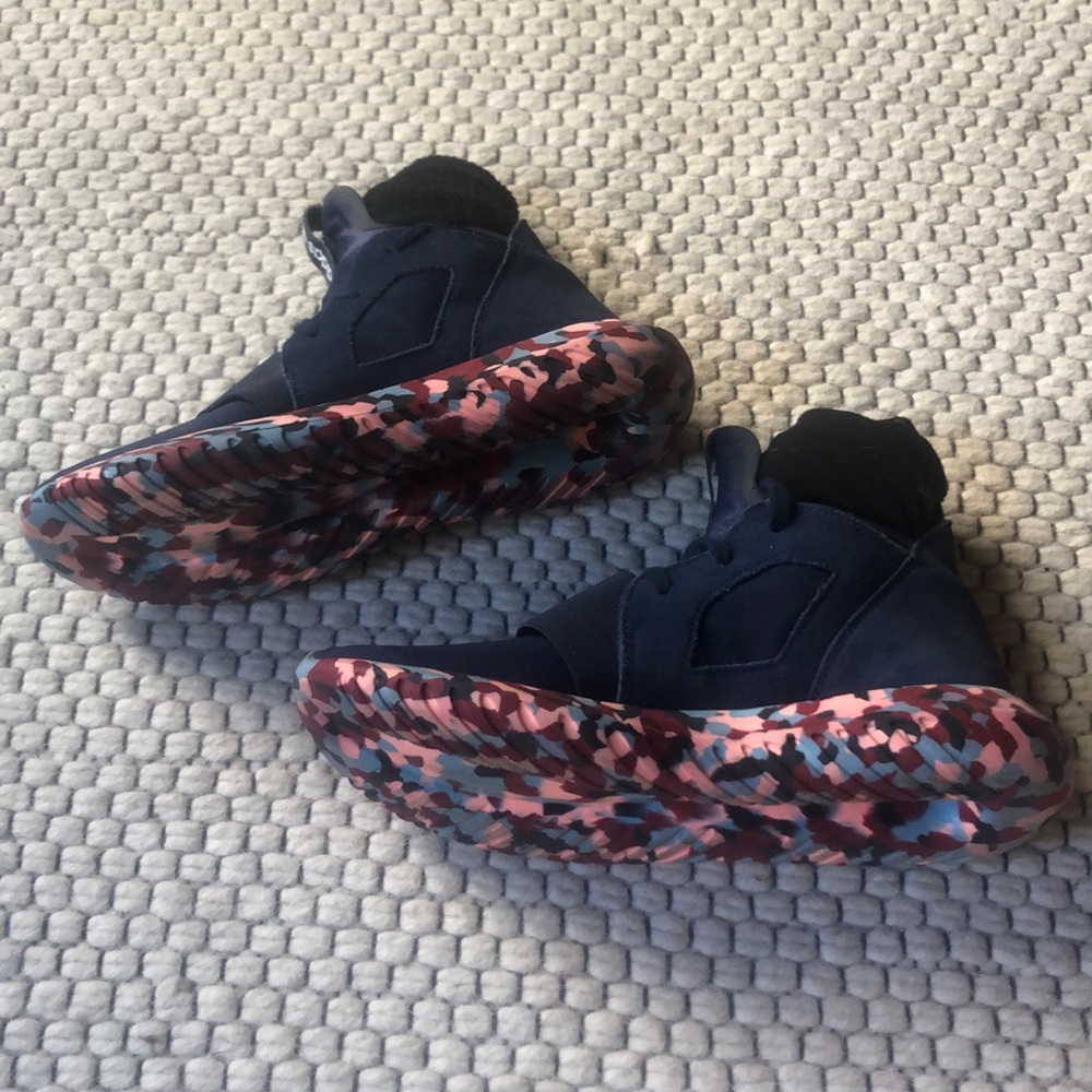 rare adidas navy tubulars